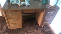 6 drawer office desk with two pull out writing