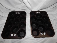 2 Vintage Unmarked Wagner Cast Iron Muffin Pan