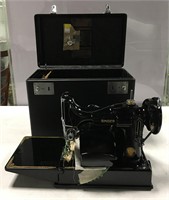 Singer Featherweight Sewing Machine With Bobbin
