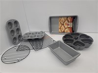 8 PC Bakeware Set