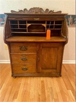 Antique roll top desk