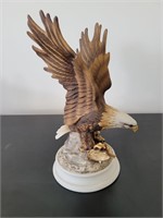 Vintage Lefton Eagle Figurine
