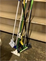 FLOOR CLEANING TOOLS