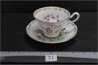 ROYAL ALBERT CUP/SAUCER "NOSEGAY"