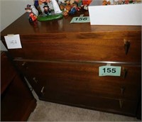 Bassett solid wood 3 drawer chest, dove tail
