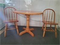 Small Drop Leaf Table w/2 Chairs burn marks on top