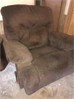 Overstuffed rocker recliner