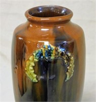 Peters & Reed Standard Glaze Wreath Vase.