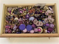 Approx. 134 Pairs of Clip on Earrings