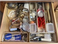 Contents of Kitchen Drawer