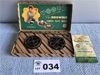 GRISWOLD PATTY MOLDS