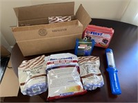 Patriot's Pantry Emergency Food Kit w/ First Aid