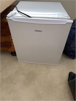 Galanz 1.7 CU.ft Compact Refrigerator
