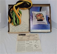 Vintage Stitchery Kit