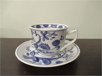 Venna Woods Tea cup Blue & White
