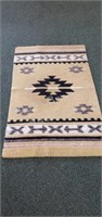 Aztec design rectangle area rug, 31 x 50
