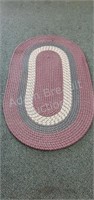 Burgundy/Green/White oval woven area rug, 31 x 52