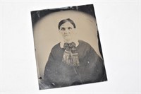 Antique 1/4 Plate TINTYPE Tinted Woman's Portrait