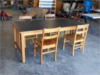 Red Oak Table & 4 Chairs