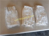 3 Pair of new Fire Resistant Gloves