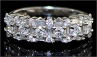 14kt Gold 1.20 ct Round & Baguette Diamond Ring