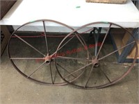 2 wagon wheels