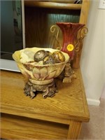 RED URN AND DECOR BOWL