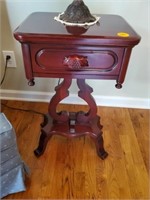 LILLIAN RUSSELL ACCENT TABLE