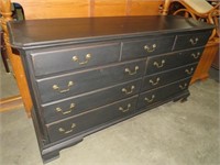 PAINTED KINCAID (9) DRAWER SOLID WOOD DRESSER