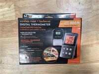 Maverick Digital Thermometer