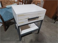 PAINTED WOOD (1) DRAWER SIDE TABLE