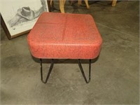 MID CENTURY STOOL METAL / PADDED TOP