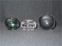 3PCS - CRYSTAL PAPER WEIGHTS
