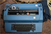 IBM ELECTRIC TYPEWRITER