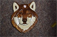 WOLF WOOD PLAQUE