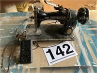 Universal SA30457 sewing machine