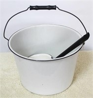 Enamel bucket & ladle