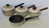 4 pc Club Pots (3 w/ lids) - Assorted Sizes