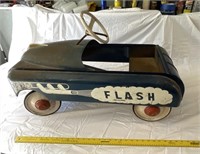 Amf Flash Antique Metal Pedal Car