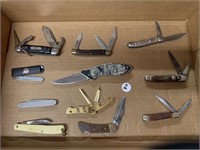 COLLECTION OF KNIVES