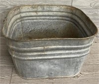 Old Tin Bucket