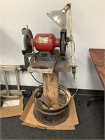 8" Bench Grinder   Turned on  Did not test further