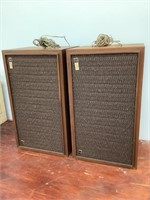 Pair Fisher XP7 Speakers   NOT SHIPPABLE