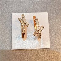 Certified10K  Diamond(0.05Ct,Si1-Si2,F-G) Earrings