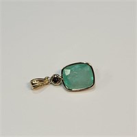 $2000 14K  Emerald(3.7ct) Diamond(0.12ct) Pendant