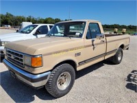 1987 Ford F150 pickup truck - IST