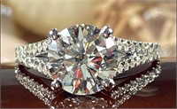 3.30 Cts Round Cut Diamond Engagement Ring