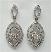 2.20 Cts Dangling Diamond Earrings 14 Kt