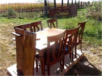 Dining table w/ 2 leaves, 6 chairs 40x59