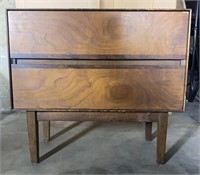 Vintage Wood mid century Stanley nightstand
